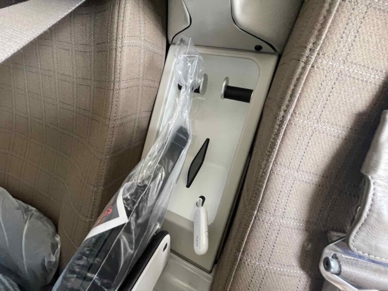 premium_economy_swiss_review2402