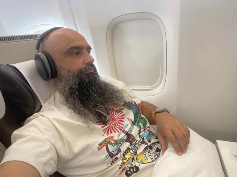 premium_economy_swiss_review2438