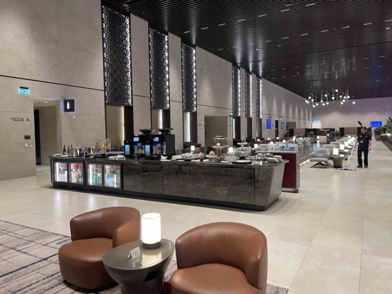 doha-qatar-business-lounge-retirement-garden-orchard4145