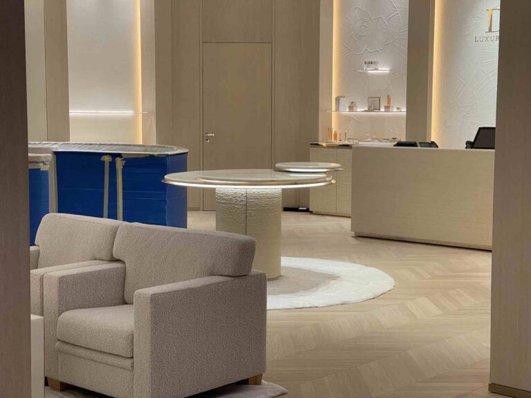 doha-qatar-business-lounge-retirement-garden-orchard4154