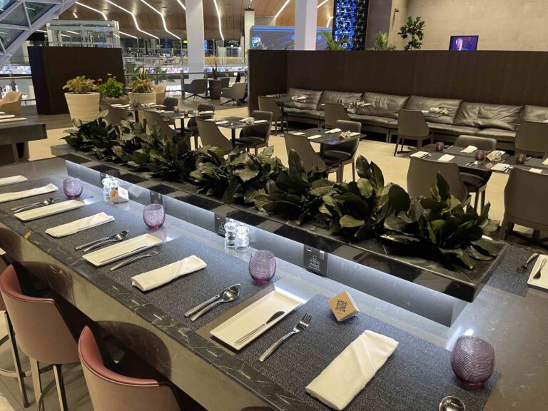 doha-qatar-business-lounge-retirement-garden-orchard4163