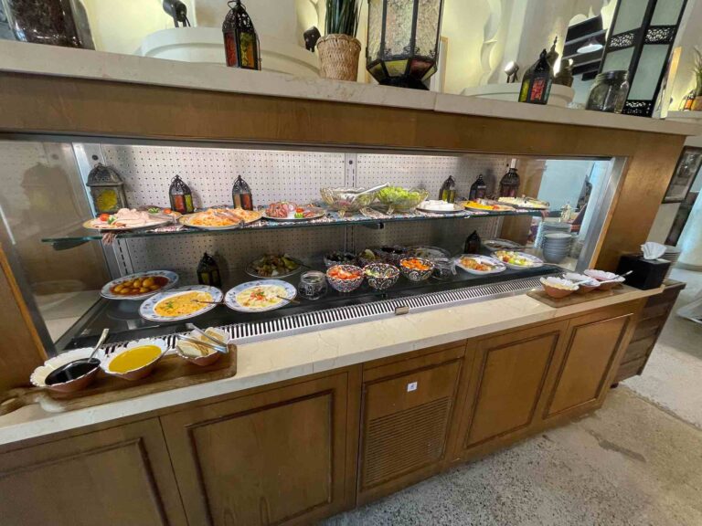 curio_hilton_dubai1200