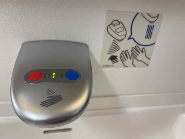 ANA_thesuite_firstclass_review3381