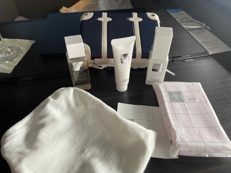 ANA_thesuite_firstclass_review3402