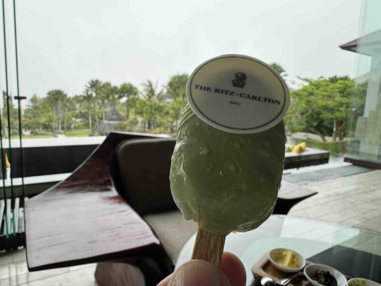 review_theritzcarlton_bali1100