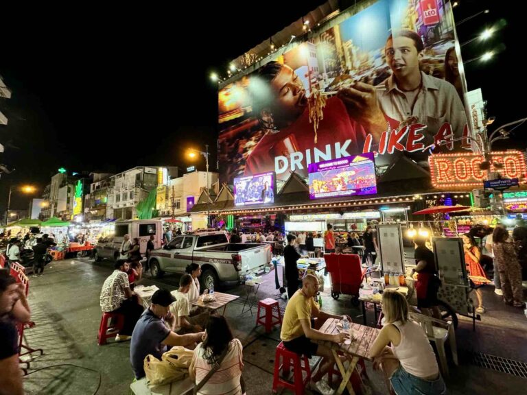 thailand eat street food