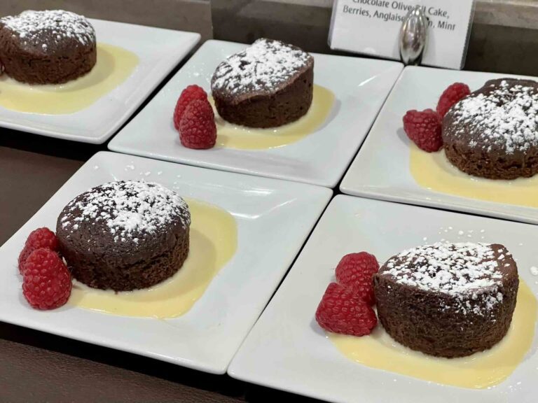 lounge_emirates_jfk5100