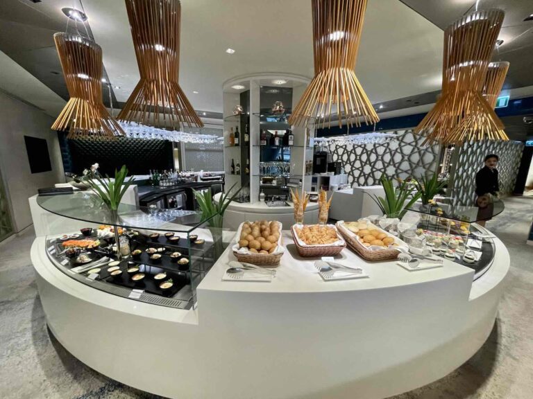 lounge_qatar_bangkok5680