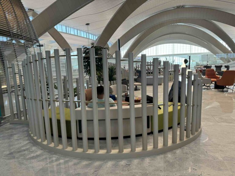 priority-pass-lounge-abudhabi3205