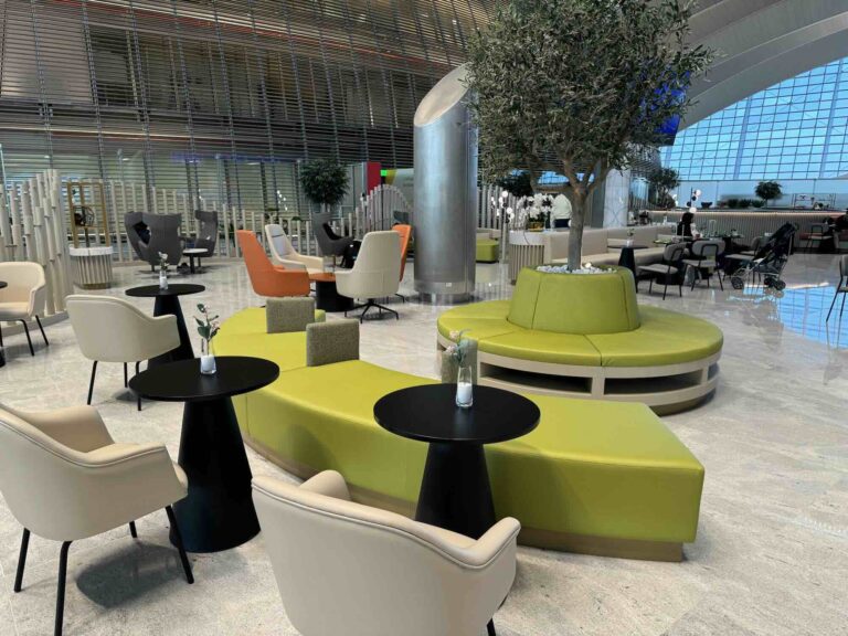priority-pass-lounge-abudhabi3208