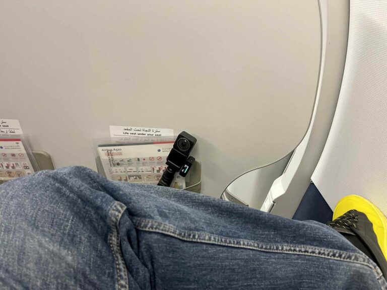 review_flight_royaljordanian5555