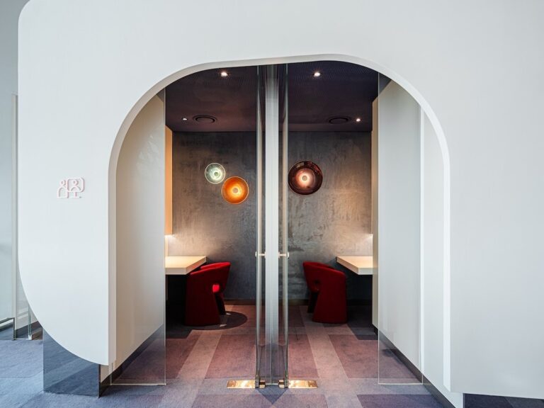 oneworld-lounge-icn-13