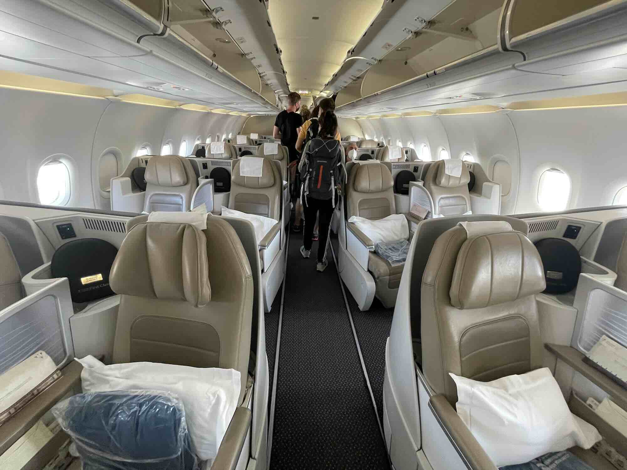 In business class su un A320 di Saudia, direzione Gedda: la recensione