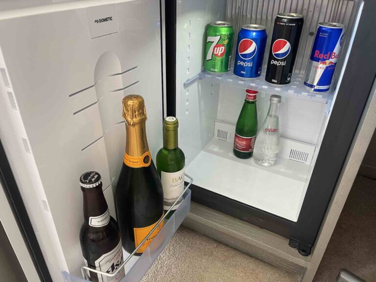 whotel_hongkong-recession_sleep1697