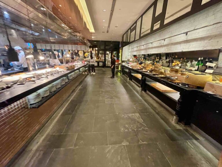 whotel_hongkong-recession_sleep2024