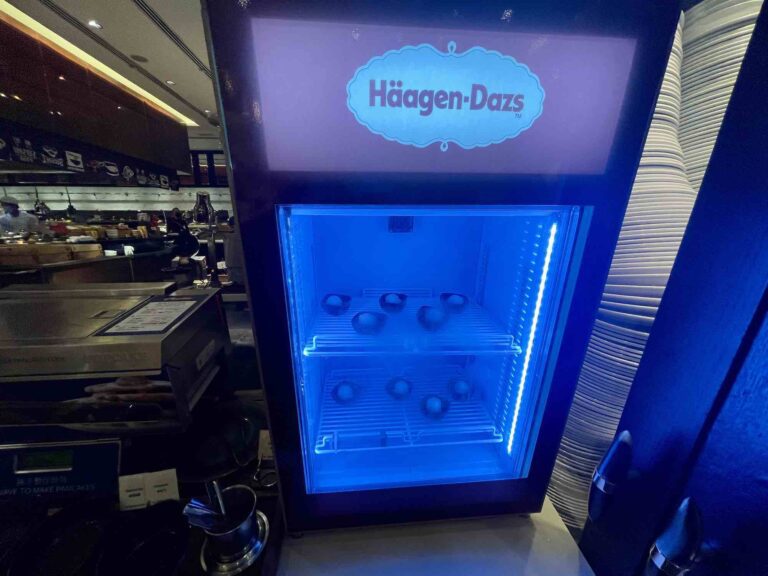 whotel_hongkong-recession_sleep2041