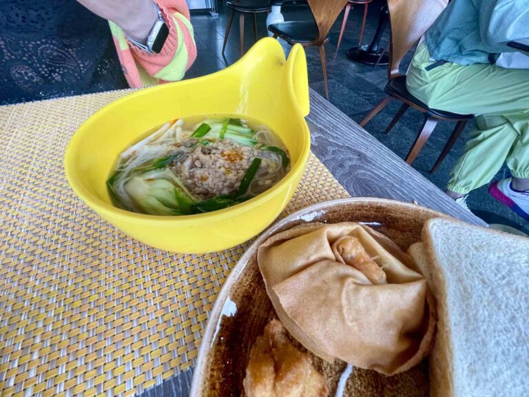 whotel_hongkong-recession_sleep2051