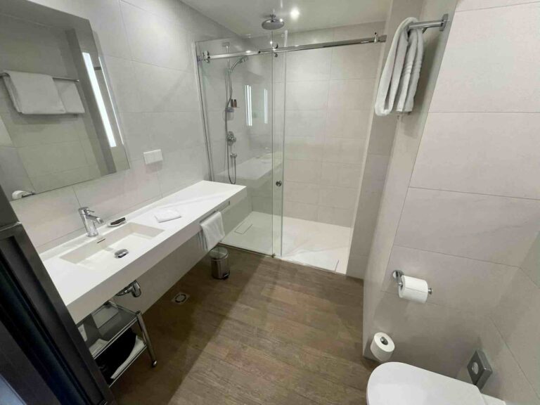 ac_riga_lettonia_marriott8302