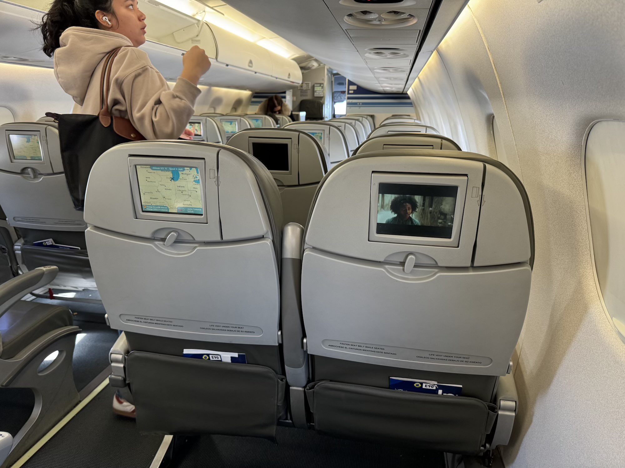 In Italy we take the bus, in the US we take the plane: review Jetblue flight from Chicago to New York