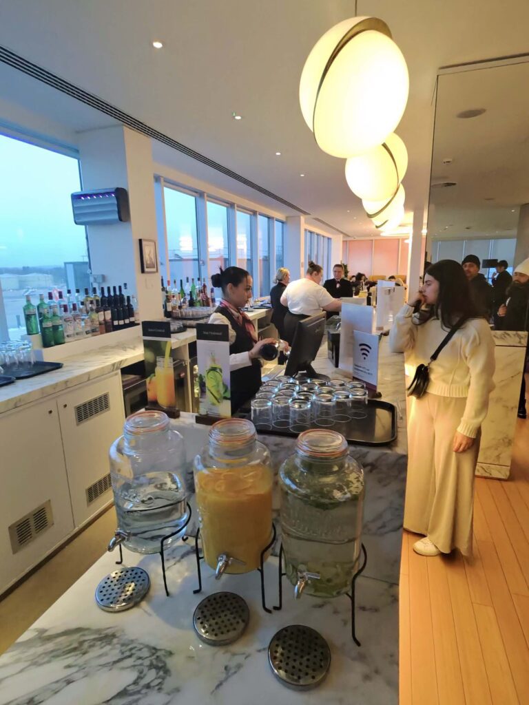 9FB38F46-3566-462C-9935-2F962C983900