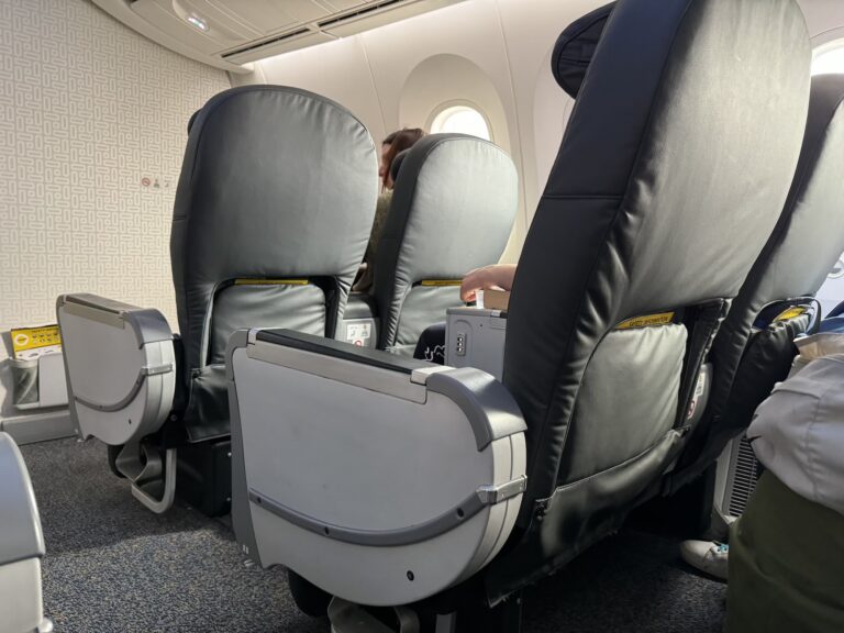 review_scoot_singapore_flying_opinion7285