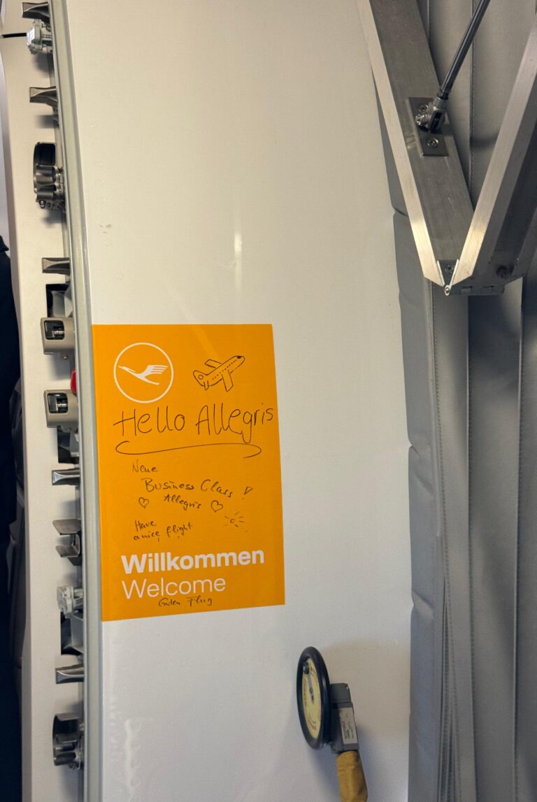 Allegris review reader