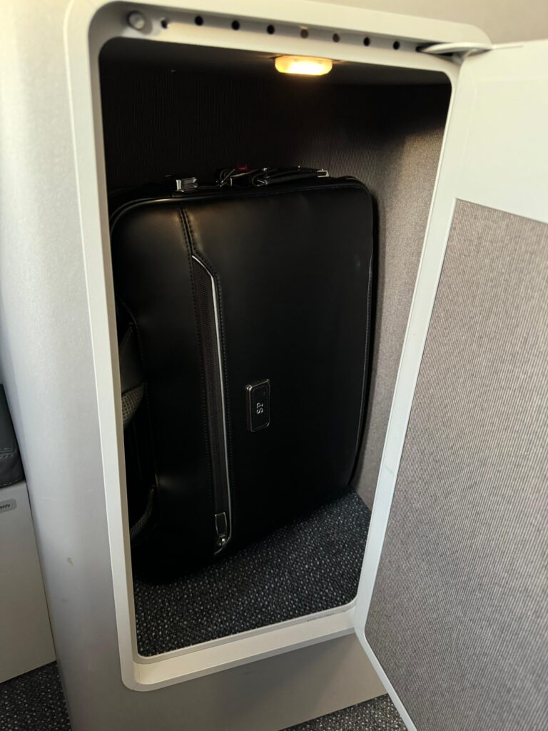 Allegris review reader