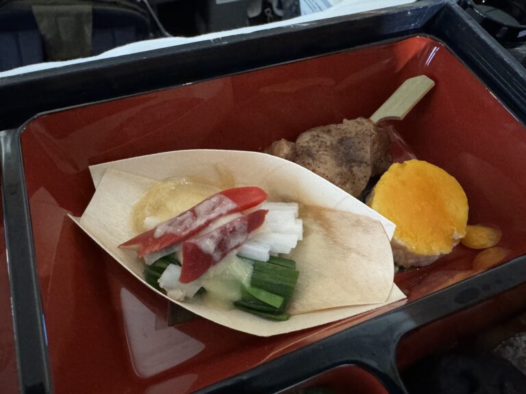 bento-box-eating-lot1713