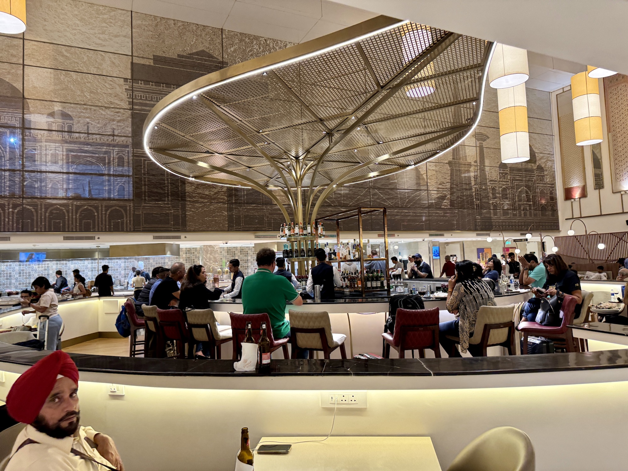 And amidst the chaos of New Deli, this Encalm Privé pops up: simply spectacular