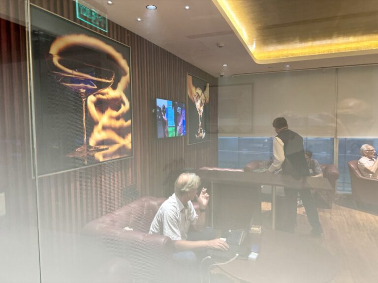 encalmprive_delhi_lounge0615