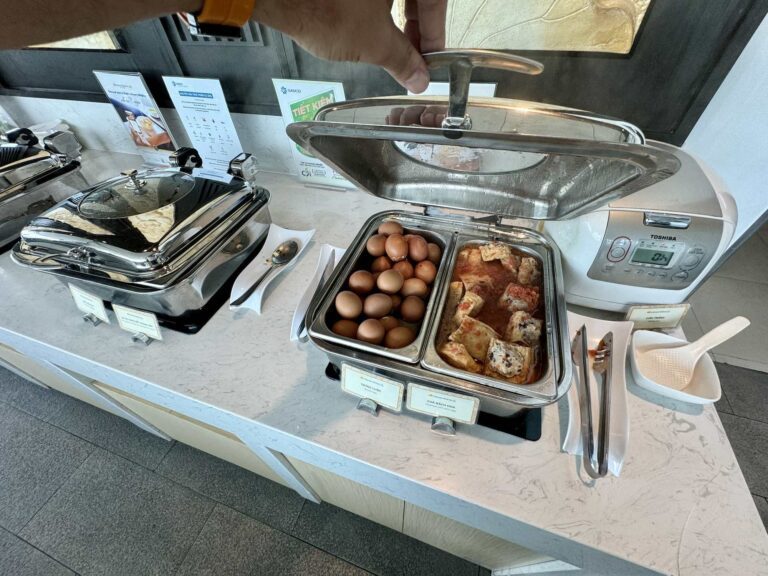 lotuslounge_hochimin5303